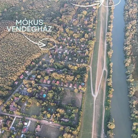 別荘 Mokus Vendeghaz Doboz